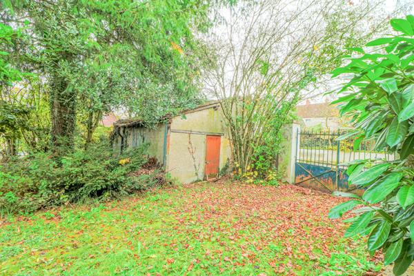 Maison Bona 134 m2, salon cathédrale, jardin, 2h30 de Paris, calme, résidence secondaire