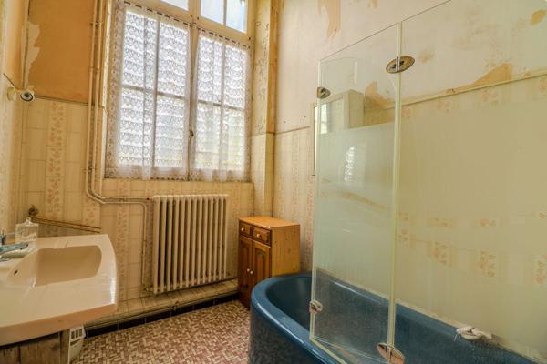 Maison Bona 134 m2, salon cathédrale, jardin, 2h30 de Paris, calme, résidence secondaire