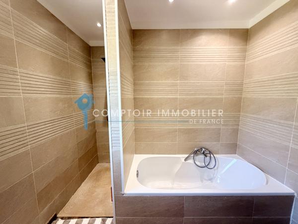 Villa 4 pièce(s) 3 chambre(s) 120 m²