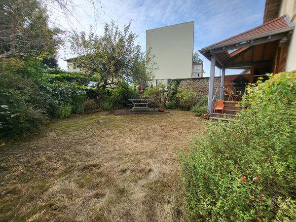 À découvrir absolument ! Charmante maison de caractère à Paray-le-Monial