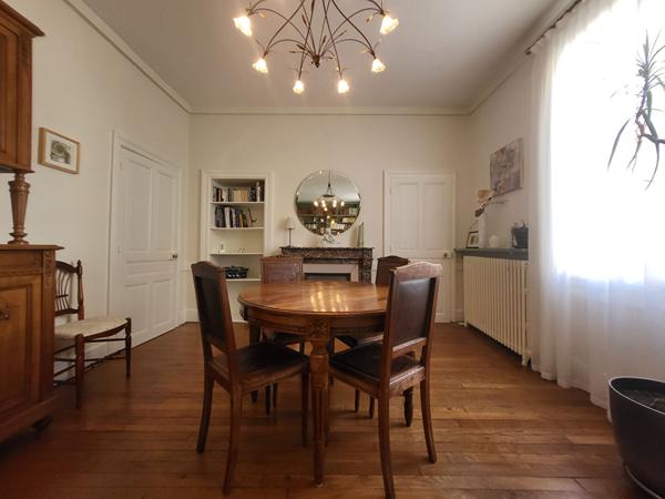 À découvrir absolument ! Charmante maison de caractère à Paray-le-Monial