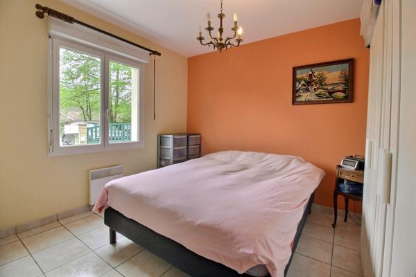 SAUBION — Villa plain-pied · 104 m² · 700 m² de terrain