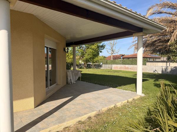 SAUBION — Villa plain-pied · 104 m² · 700 m² de terrain