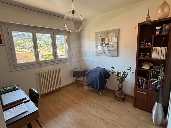 Appartement 3 chambre(s) à vendre - Cluses, Haute-Savoie - 74