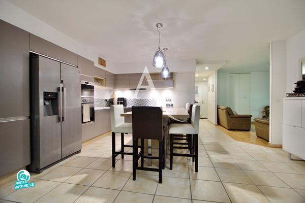 RARE - MONTPELLIER ESTANOVE - DUPLEX T4 CLIMATISÉ - 91 M2 UTILES (77,94 M2 CARREZ) - 2 CHAMBRES - JARDINET - VERANDA- GARAGE - 1 PLACE DE STATIONNEMENT