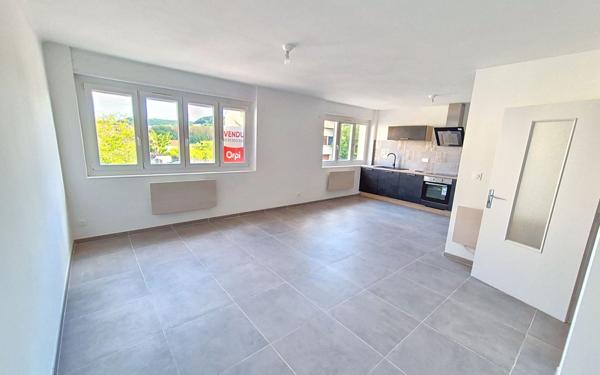 Appartement à vendre    3 pièces • 70,23 m2 Pompey