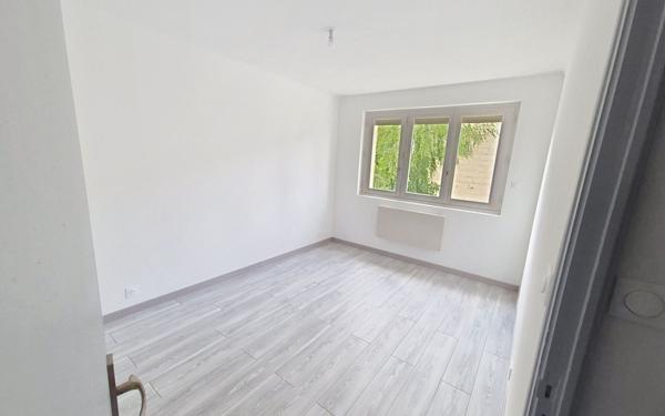 Appartement à vendre    3 pièces • 70,23 m2 Pompey