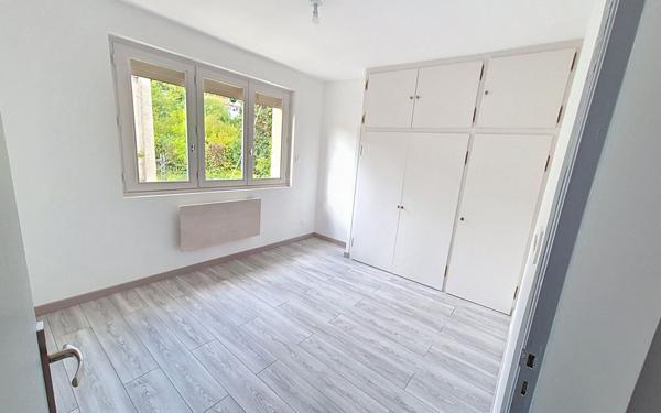 Appartement à vendre    3 pièces • 70,23 m2 Pompey