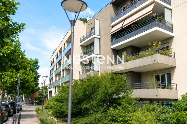 Secteur Parilly - Appartement Venissieux 2 pièces 48 m² - Lumineux - Proche Métro D, tramway T4 et T10, Bus - Commerces