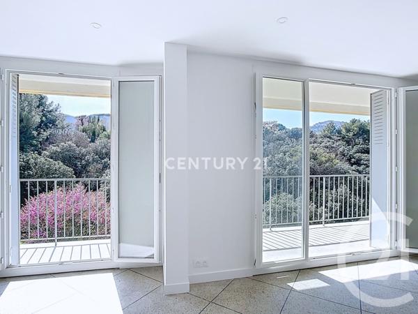 Appartement à vendre  5 pièces - 80,34 m2 LA PENNE SUR HUVEAUNE - 13