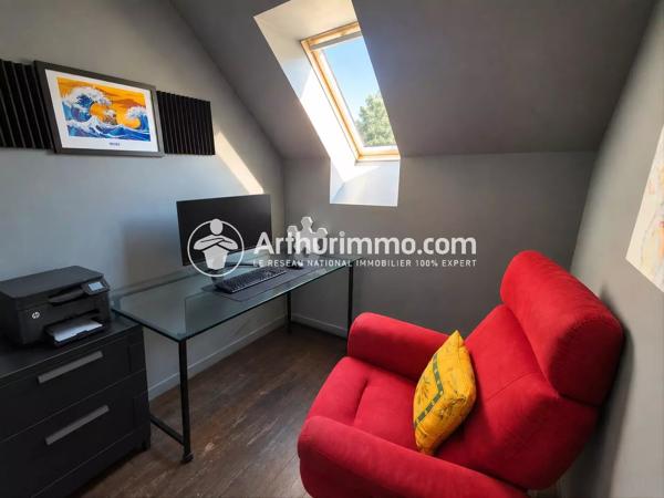Vente                                                      Maison
                        
                     6 pièces                      120 m2                     à Saint-Pierre-du-Perray
