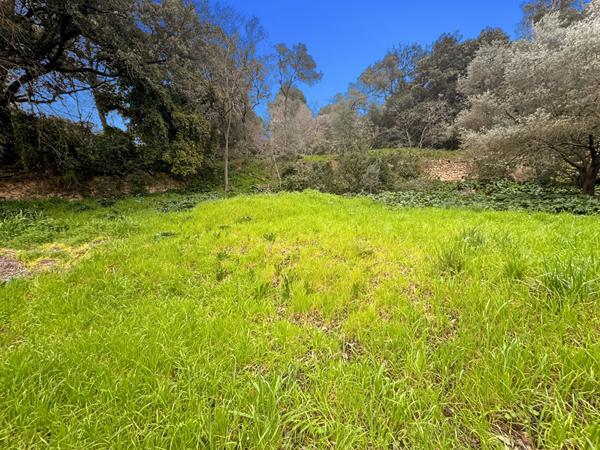 Terrain Marseille 900 m2