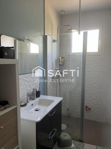 PAVILLON SUR SOUS SOL DE 1978? 80 M² -SECTEUR VAIGES / 53480