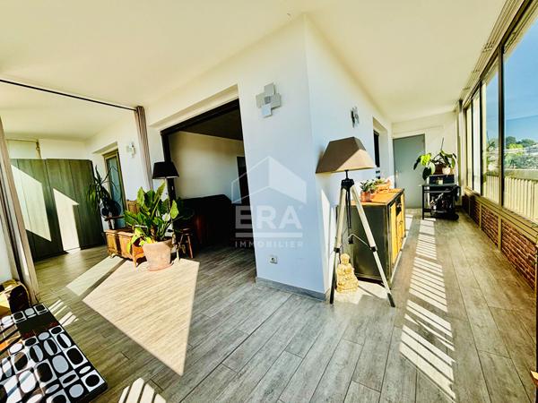 TZANCK Beau T2 en Dernier étage avec vue mer