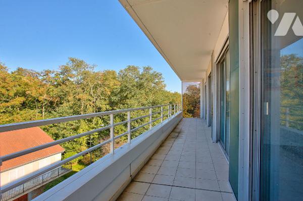 Fontenay-sous-Bois : appartement familial 118 m² avec vue panoramique