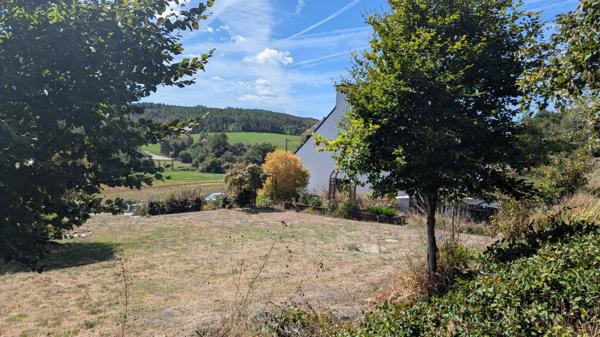 Belle propriété familiale avec piscine chauffée et vue dégagée