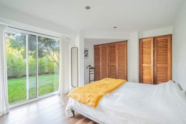 Mérignac, limite Caudéran : Maison 5 chambres avec piscine, entre charme Arcachonnais et esprit Ferr