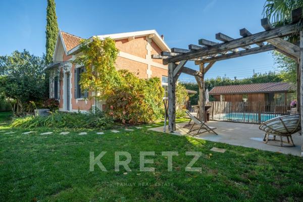 Mérignac, limite Caudéran : Maison 5 chambres avec piscine, entre charme Arcachonnais et esprit Ferr