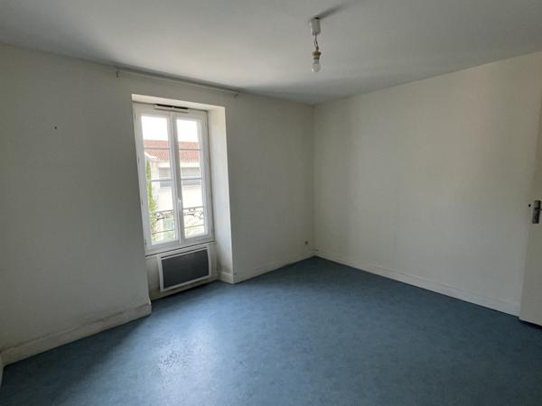 Maison à vendre |  Chalais |  3 pièces | 64 m²