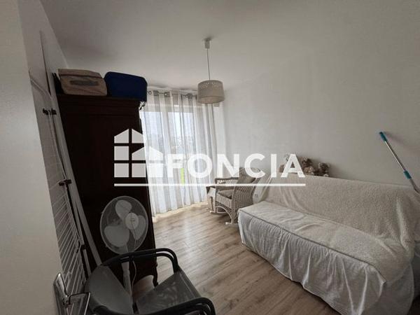 Location Appartement 5 pièces 95.2 m² - 26 ET 32 RUE DES CAPUCINS Saumur 49400