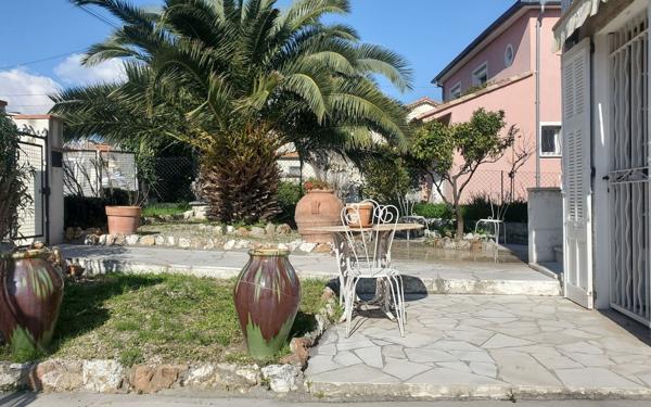 Maison à vendre    5 pièces • 132 m2 Villeneuve-Loubet