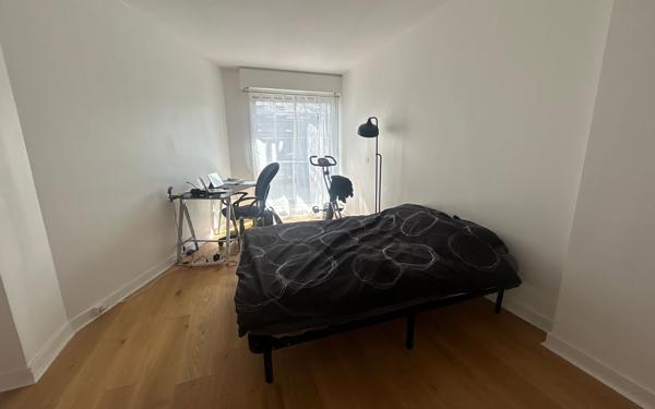 Appartement à louer    3 pièces • 86 m2 Paris 13