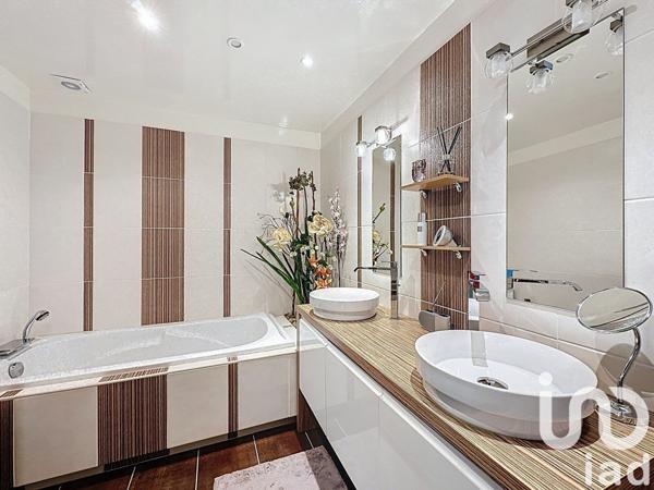 Appartement 7 pièces de 210 m² à Melun (77000)