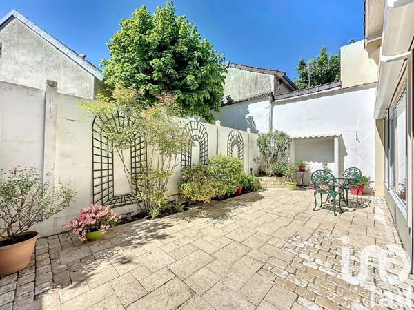 Appartement 7 pièces de 210 m² à Melun (77000)