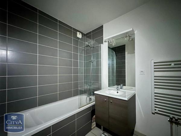 Appartement à louer 3 pièces 64.4m²