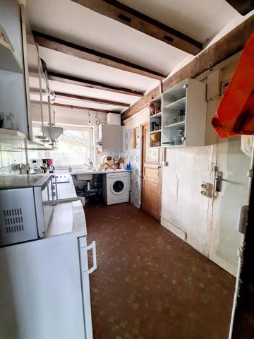 Chevigny-St-Sauveur, belle longère, quartier prisé