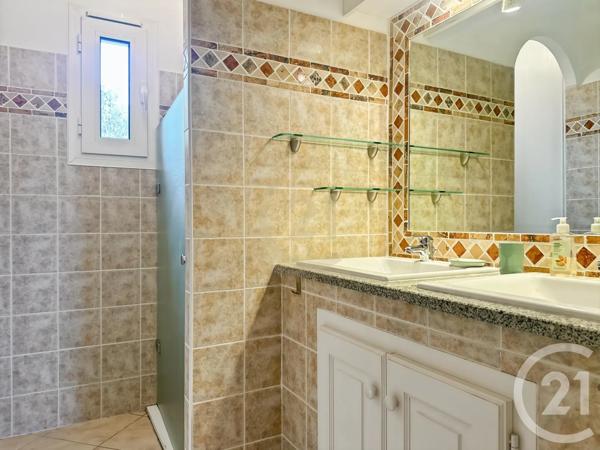 Appartement T3 à vendre  3 pièces - 77,29 m 2   L ILE ROUSSE  - 202