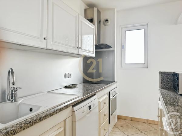 Appartement T3 à vendre  3 pièces - 77,29 m 2   L ILE ROUSSE  - 202