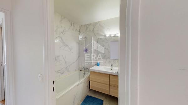 Appartement Paris 3 pièces 72 m2 avec balcon