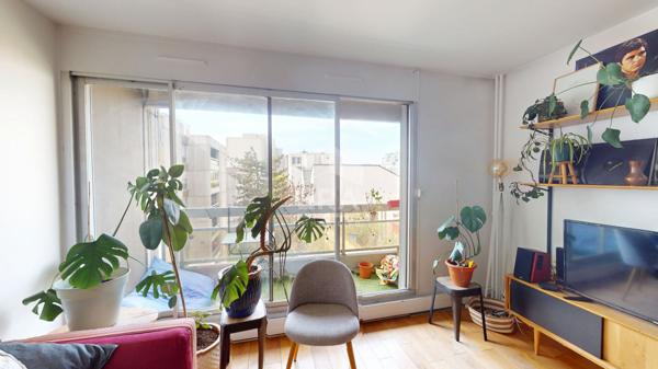 Appartement Paris 3 pièces 72 m2 avec balcon