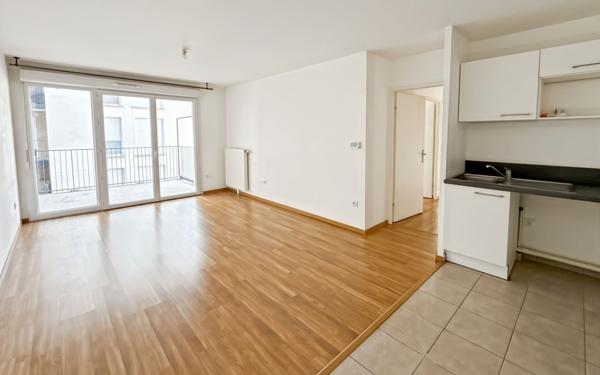 Appartement à vendre    2 pièces • 57,80 m2 Livry-Gargan