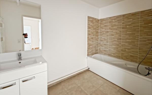 Appartement à vendre    2 pièces • 57,80 m2 Livry-Gargan
