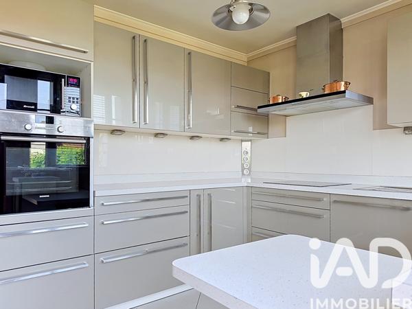 Maison à vendre 5 pièces 97,74 m² Paray-Vieille-Poste