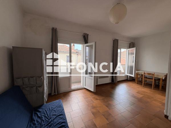 Location Studio meublé 31.53 m² - Nimes 30000