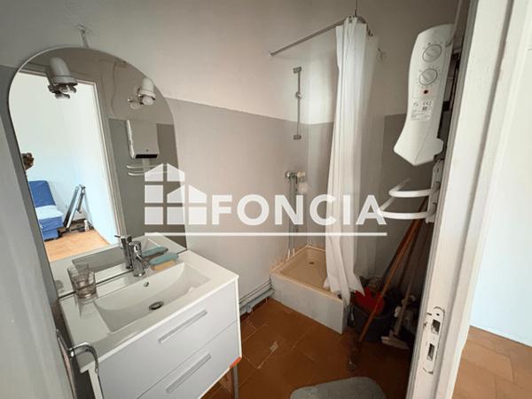 Location Studio meublé 31.53 m² - Nimes 30000