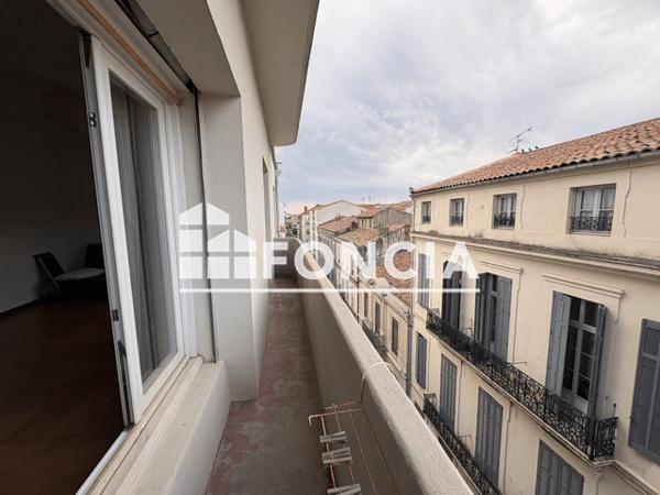 Location Studio meublé 31.53 m² - Nimes 30000