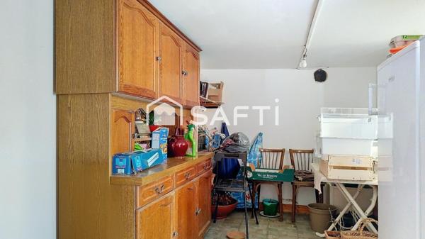 Maison avec dépendance au centre de Pont-de-Veyle