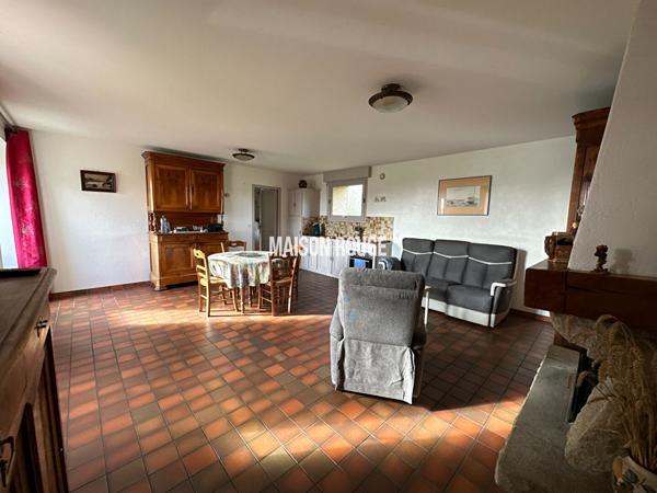 Charmante maison en pierre au calme à Guitté, 4 chambres, vie de plain-pied, à 5 km de la gare de Caulnes et de la 4 voies Rennes-Saint-Brieuc