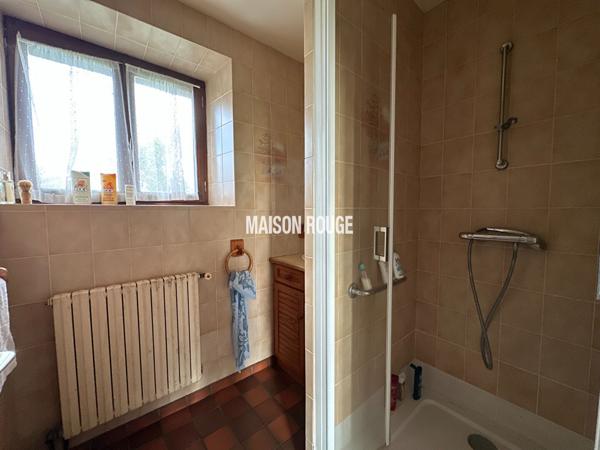 Charmante maison en pierre au calme à Guitté, 4 chambres, vie de plain-pied, à 5 km de la gare de Caulnes et de la 4 voies Rennes-Saint-Brieuc