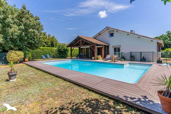 Maison à vendre 493 500 € Blanquefort 6 p 137 m² DPE D