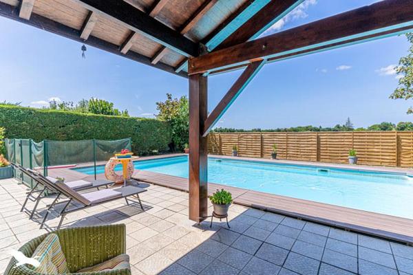 Maison à vendre 493 500 € Blanquefort 6 p 137 m² DPE D