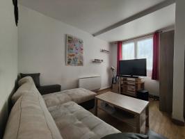 TRES BEL APPARTEMENT F3 DE 65 M² AVEC CAVE ET BALCON ENTIEREMENT REFAIT A NEUF DANS RESIDENCE DE STANDING Beauvais (60000)