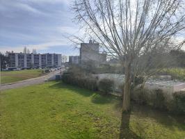 TRES BEL APPARTEMENT F3 DE 65 M² AVEC CAVE ET BALCON ENTIEREMENT REFAIT A NEUF DANS RESIDENCE DE STANDING Beauvais (60000)