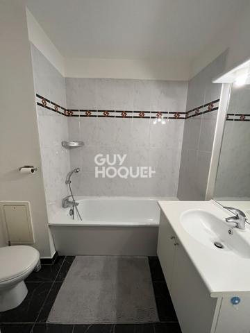 Appartement  MEUBLE à louer, 2 pièce(s) 40.71 m2 à Nanteuil le Haudouin.