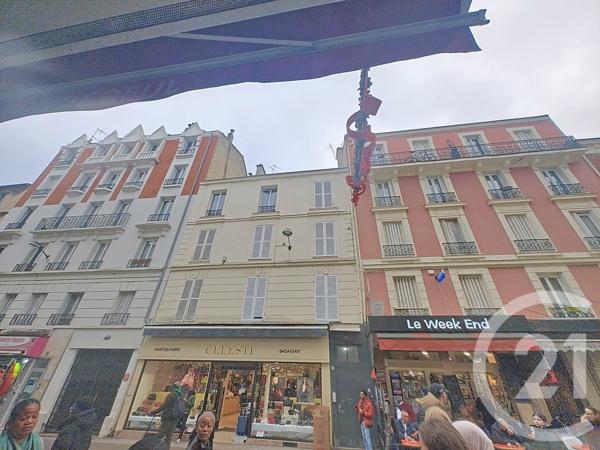 Immeuble à vendre  206,75 m2 ST DENIS - 93