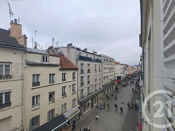 Immeuble à vendre  206,75 m2 ST DENIS - 93